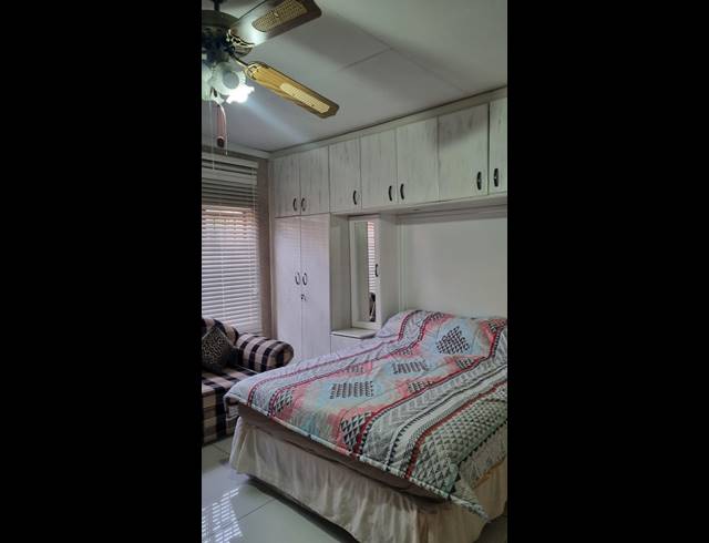 4 BEDROOM HOUSE FOR SALE IN FERNWOOD